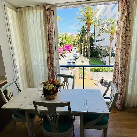 Bajondillo Cozy